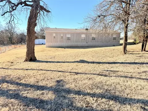 Exterior - 12100 Bart Dr, Guthrie, OK 73044 photo 14 of 20