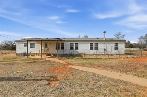 Exterior - 22209 Memory Ln, Tecumseh, OK 74873 photo 2 of 2