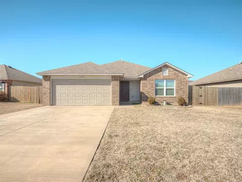 1005 S Blackjack Ln, Mustang, OK 73064