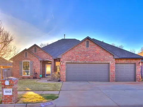 16601 Hardwood Pl, Edmond, OK 73012