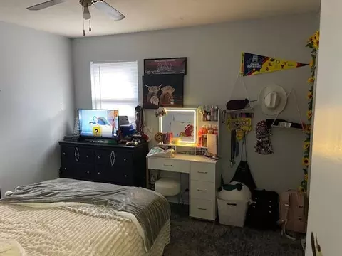 Bedroom - 22 E Anchor Dr, Sayre, OK 73662 photo 2 of 5