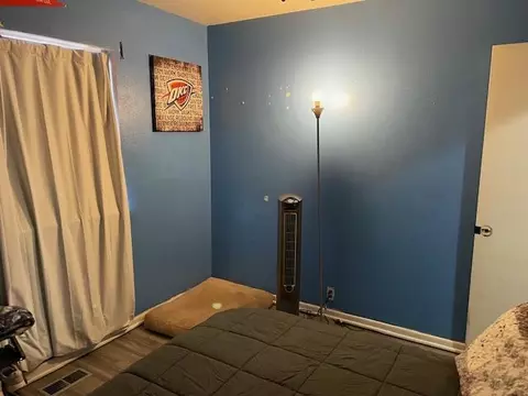 Bedroom - 22 E Anchor Dr, Sayre, OK 73662 photo 4 of 5