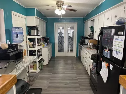 Kitchen - 22 E Anchor Dr, Sayre, OK 73662 photo 1 of 3