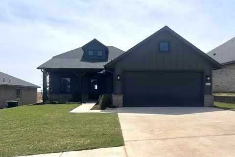 4908 Desert Willow Ln, Edmond, OK 73034