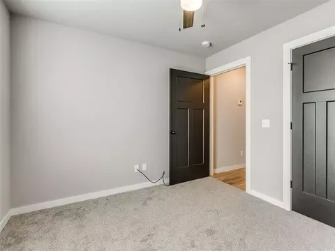 Bedroom - 604 Silver Maple Ln, Noble, OK 73068 photo 6 of 9