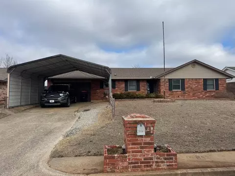 20061 Palmer Rd, Harrah, OK 73045