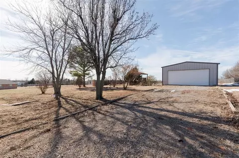 307 Willow Creek Dr, Tuttle, OK 73089 photo 46