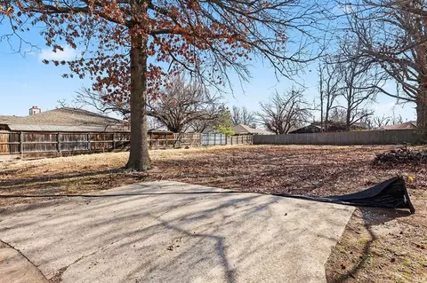 6400 NW 31st Ter, Bethany, OK 73008