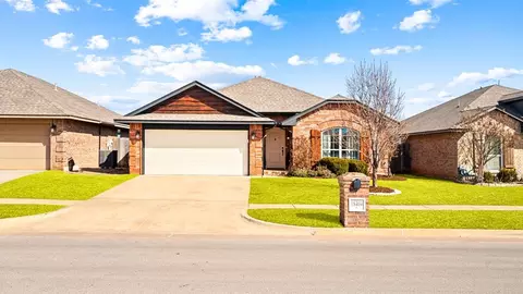18404 Scarborough Dr, Edmond, OK 73012