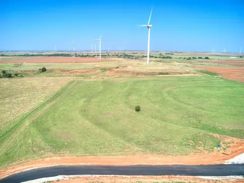 972 Old Farm Rd, Tuttle, OK 73089 photo 3