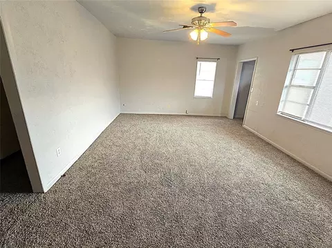 502 W 4th St, Watonga, OK 73772 photo 4