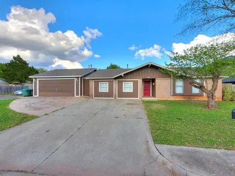 1300 San Fidel Ln, Edmond, OK 73003