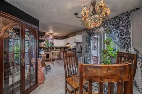 Dining - 322 E Warner Ave, Guthrie, OK 73044 photo 1 of 1