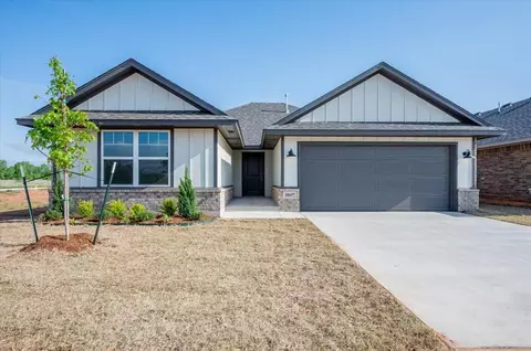 10657 SW 18th St, Yukon, OK 73099