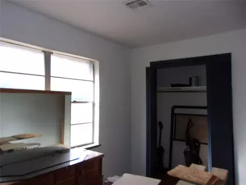 Bedroom - 103355 S 3350 Rd, Mcloud, OK 74851 photo 5 of 5