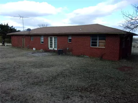 Exterior - 103355 S 3350 Rd, Mcloud, OK 74851 photo 14 of 16