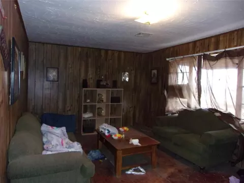 Living - 103355 S 3350 Rd, Mcloud, OK 74851 photo 1 of 5