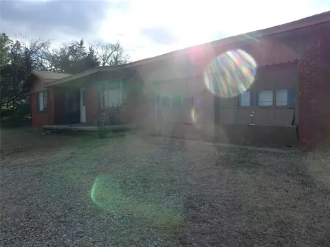 Exterior - 103355 S 3350 Rd, Mcloud, OK 74851 photo 6 of 16