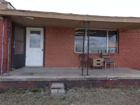 Exterior - 103355 S 3350 Rd, Mcloud, OK 74851 photo 5 of 16
