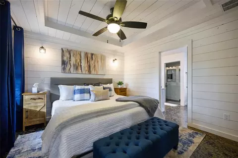 Bedroom - 2293 Camp Ranch Rd, Broken Bow, OK 74728 photo 4 of 10