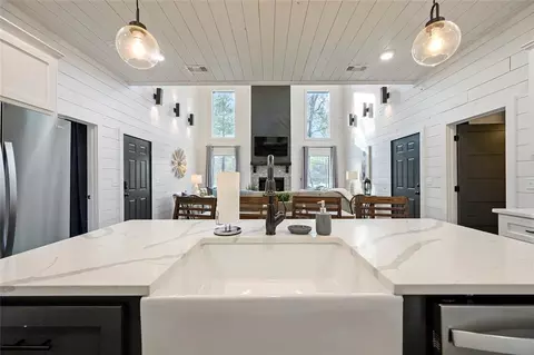 Kitchen - 2293 Camp Ranch Rd, Broken Bow, OK 74728 photo 4 of 7