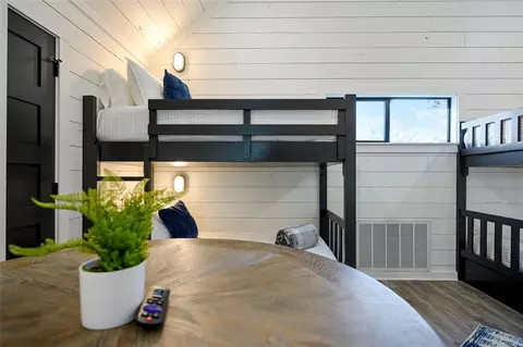 Bedroom - 2293 Camp Ranch Rd, Broken Bow, OK 74728 photo 9 of 10