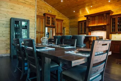 Dining - Undisclosed, Broken Bow, OK 74728 photo 2 of 2