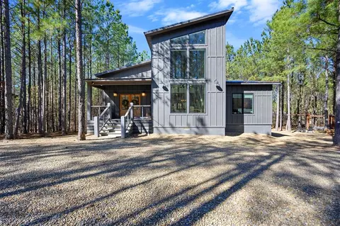 135 Lost Creek Trl, Broken Bow, OK 74728