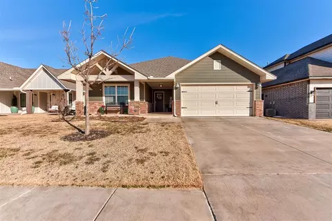 8821 NW 129th St, Oklahoma City, OK 73142