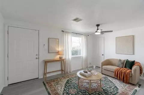 Living - 3105 Wright Ave, Spencer, OK 73084 photo 1 of 4