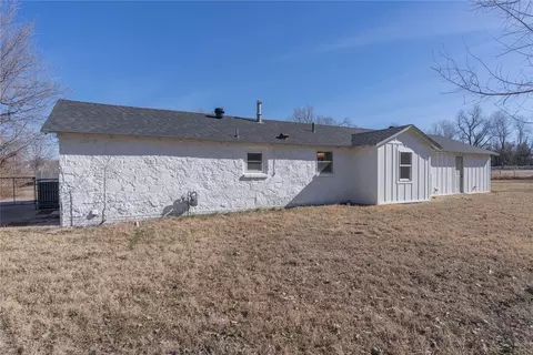 Exterior - 3105 Wright Ave, Spencer, OK 73084 photo 1 of 3