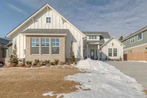 1741 Paseo Pl, Edmond, OK 73034
