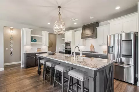 9108 NW 117th St, Yukon, OK 73099