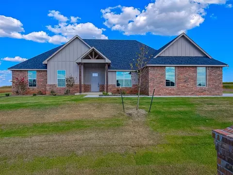 25395 Scarlett St, Cashion, OK 73016