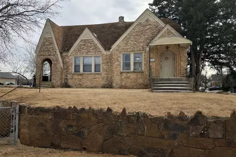 2768 NW 23rd St, Oklahoma City, OK 73107