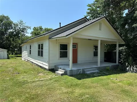 308 S 4th Ave, Stroud, OK 74079