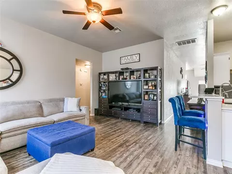 Living - 705 Night Hawk Dr, Norman, OK 73072 photo 8 of 8