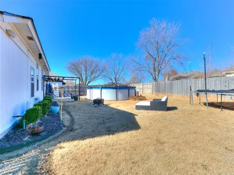 Exterior - 705 Night Hawk Dr, Norman, OK 73072 photo 5 of 5