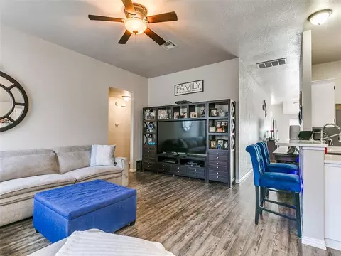 Living - 705 Night Hawk Dr, Norman, OK 73072 photo 6 of 8
