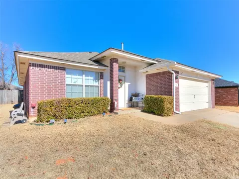 Exterior - 705 Night Hawk Dr, Norman, OK 73072 photo 3 of 5