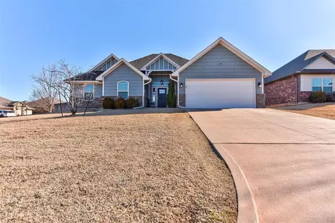 1186 Creekside Dr, Choctaw, OK 73020