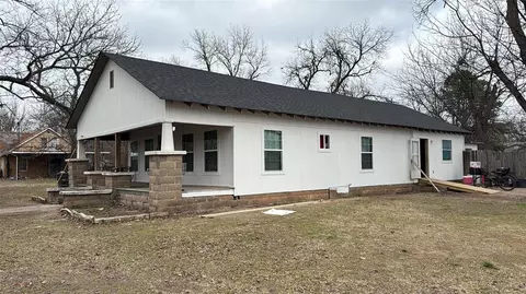 Exterior - 308 S 7th St, Davis, OK 73030 photo 2 of 3