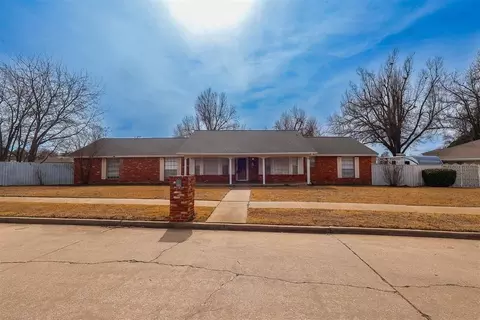 4 SW 98th St, Oklahoma City, OK 73139