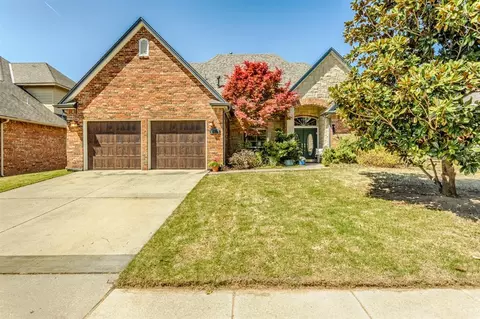 4316 Spyglass Dr, Norman, OK 73072