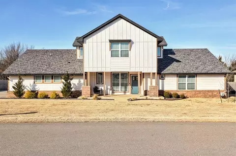2839 Redwood Ct, Newcastle, OK 73065