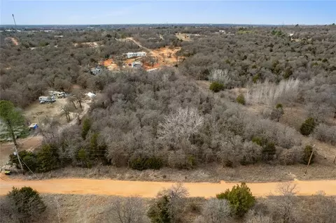 57 Clear St, Moore, OK 73165 photo 3