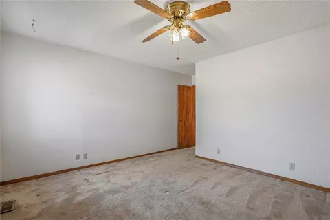 Bedroom - 4309 Vincent St, Norman, OK 73072 photo 3 of 5
