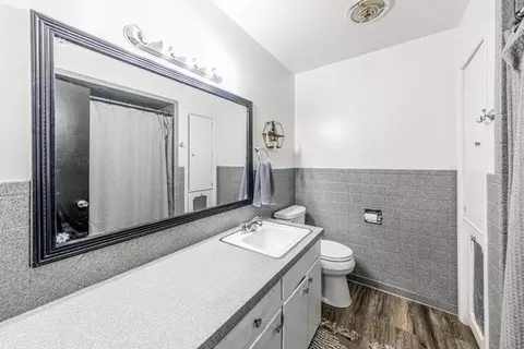 Bath - 1211 E 13th St, Cushing, OK 74023 photo 1 of 2