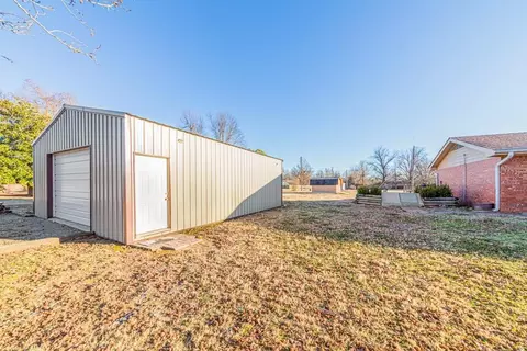 Other - 1211 E 13th St, Cushing, OK 74023 photo 4 of 16