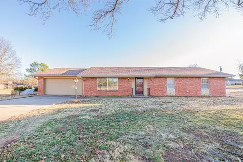 1211 E 13th St, Cushing, OK 74023